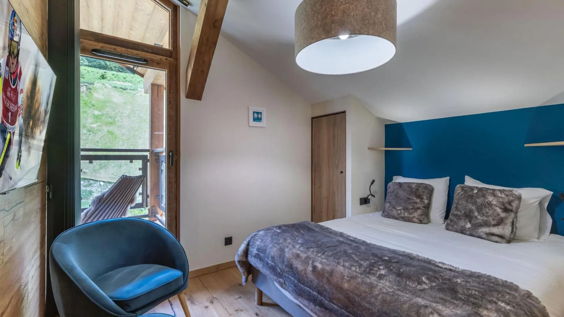 アパート クールシュヴェルPenthouse Neuf Avec Balcon Sud, Proche Piste, Cheminee, Parking, Wifi - Fr-1-563-155アパートメント